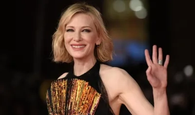 La actriz australiana Cate Blanchet posa para los medios.