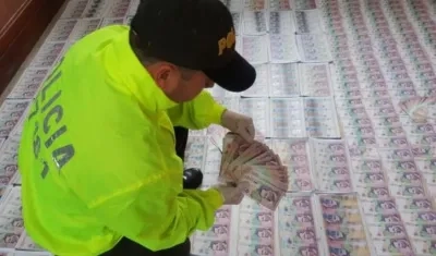 Los billetes incautados. 