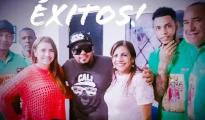 'El hijo de Juana' durante la compra de tiquetes en Beraka Tours.