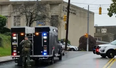Algunos medios locales, que citan a testigos presenciales, señalan que son al menos cuatro los fallecidos.