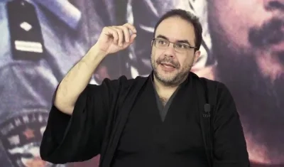 El diseñador brasileño y curador de exposiciones Marcello Dantas.