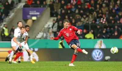 Thomas Muller anotó de tiro penal. 