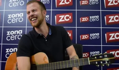 Snorri Hauksson, cantante vallenato.