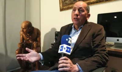 El general en retiro de la Policía de Colombia Luis Mendieta