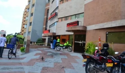 Clínica Reina Catalina donde se encontraba el menor.