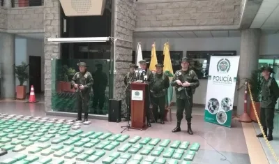 La droga iba oculta en electrodomésticos en un avión de carga.