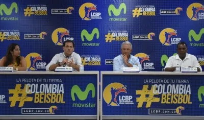  Fabián Hernández, Presidente CEO de Telefónica Colombia y Pedro Salzedo, Comisario Nacional de Béisbol Profesional.