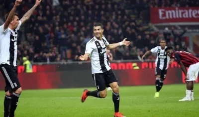 Cristiano Ronaldo celebra uno de los goles del cuadro de Turín.