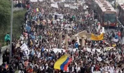 Imagen de protestas en Bogotá.