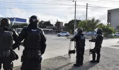 El Esmad disolvió la protesta en la Universidad del Atlántico.
