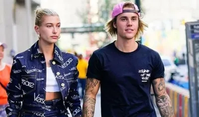 El cantante Justin Bieber y la modelo Hailey Baldwin.