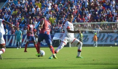 El duelo fue muy disputado. 