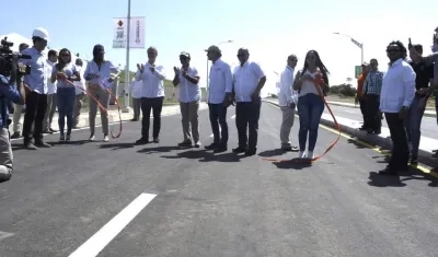 El Presidente Duque y el Alcalde Alejandro Char durante la inaugurqción.