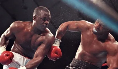 Combate entre José Ribalta y Mike Tyson. 