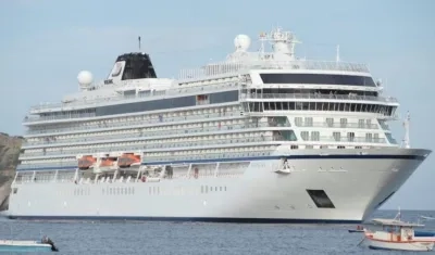 Este es el crucero noruego que arribó a Santa Marta.