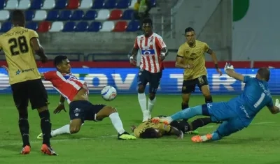 Teófilo Gutiérrez comandará el ataque rojiblanco. 