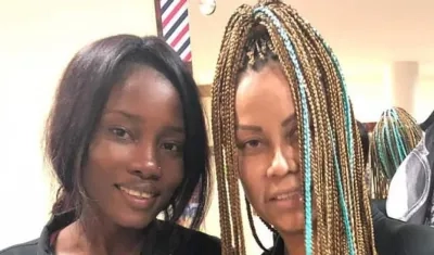 Consuelo Martínez y su estilista.