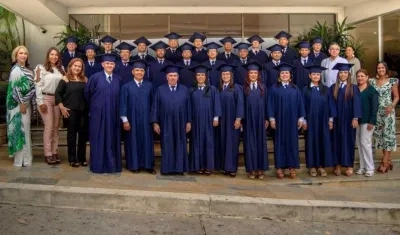 Los nuevos bachilleres con el apoyo de Brasilia.