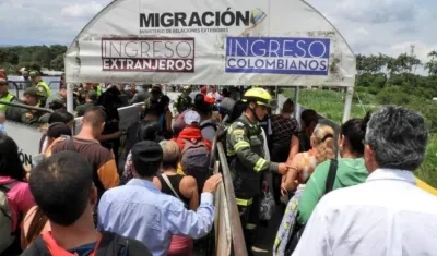 Imagen del puente Simón Bolívar.