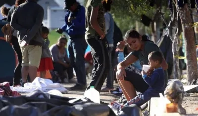 México deportó 98 migrantes que protagonizaron trifulca en frontera con EE.UU.