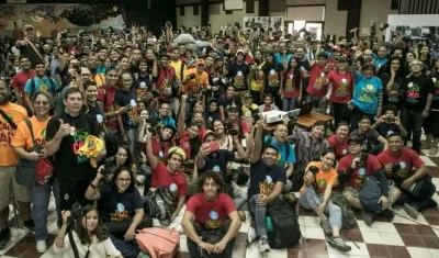 Fotógrafos de la ciudad que participan en la Fotomaratón 'Mira al Centro'.