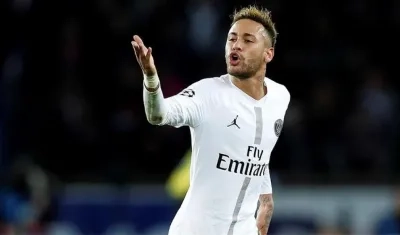 Neymar celebrando el primer gol de PSG. 