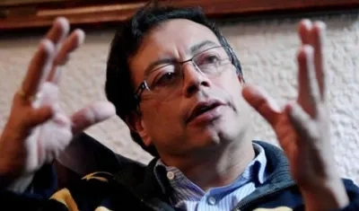 Gustavo Petro, senador.