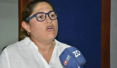 La secretaria de Salud, Alma Solano Sánchez. 