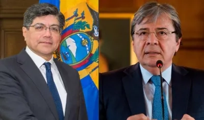 Cancilleres de Ecuador y Colombia, José Valencia y Carlos Holmes Trujillo; respectivamente.