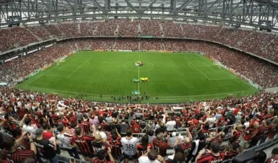 El estadio Joaquim Américo Guimarães, casa del Atlético Paranaense. 