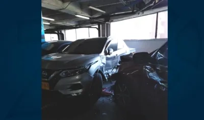 Así quedaron los dos vehículos afectados. 