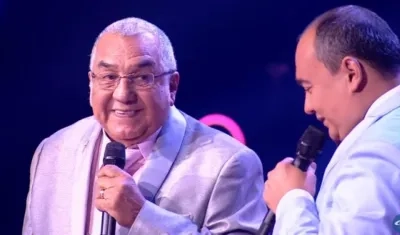 El cantante y compositor Alci Acosta y su imitador en 'Yo me llamo'.