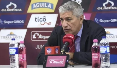 Octavio Zambrano, DT del DIM.