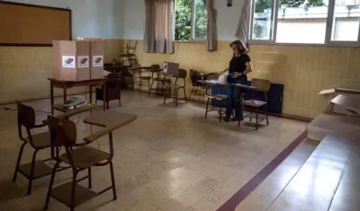 Puestos de votación vacíos caracterizaron la jornada.