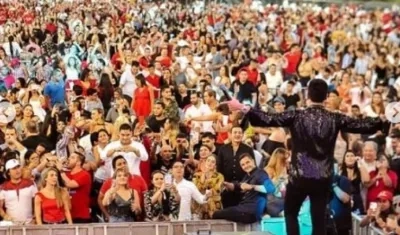 El cantante vallenato Silvestre Dangond en su presentación en Barranquilla.