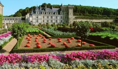 Vista del castillo de Villandry, construido en el siglo XVI en el Valle del Loira y que cuenta con los jardines más visitados de Francia. 
