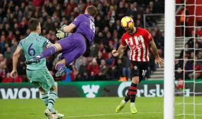 Momento uno de los goles de Danny Ings.