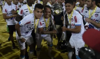 Luis Díaz, Jarlan Barrera y Enrique Serje.