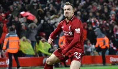 El suizo Shaqiri celebra el tercer gol del Liverpool.