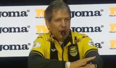 Carlos 'Piscis' Restrepo, técnico de Real España de Honduras.