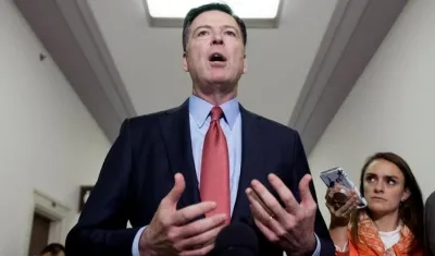 El exdirector del Buró Federal de Investigaciones (FBI) James Comey.