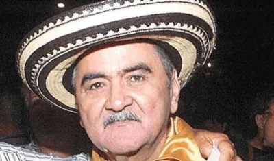 El maestro Adolfo Echeverría.