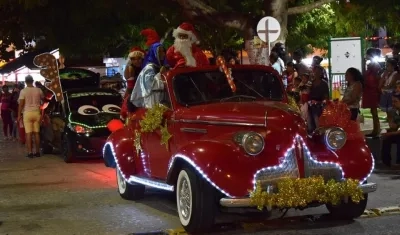 Desfile de la Gran Parada Navideña en Galapa.