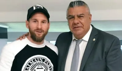 Lionel Messi y Claudio Tapia. 