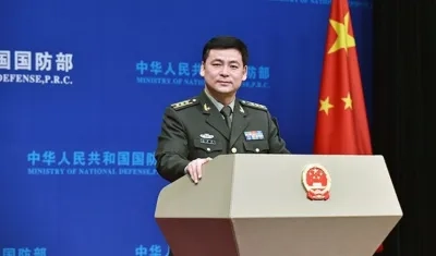 El portavoz de Defensa de China, Ren Guoqiang.