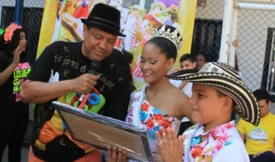 Laura Ospino y Samuel Quintero, reyes del Carnaval de la 44.