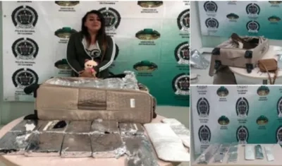 Esta fue la foto publicada por la Policía Antinarcóticos de la captura de la mujer en el Cortissoz.