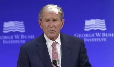  George W. Bush,  expresidente estadounidense.
