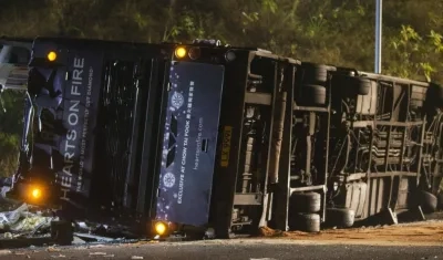 Así quedó el bus tras el accidente.