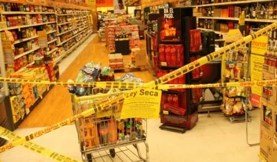 La encuesta es para ver si se elimina o no la ley seca en elecciones.